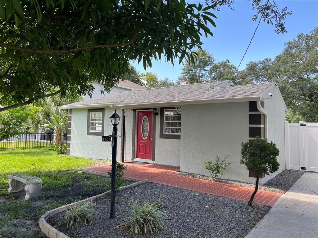 3703 W BAY AVENUE TAMPA, FL 33611