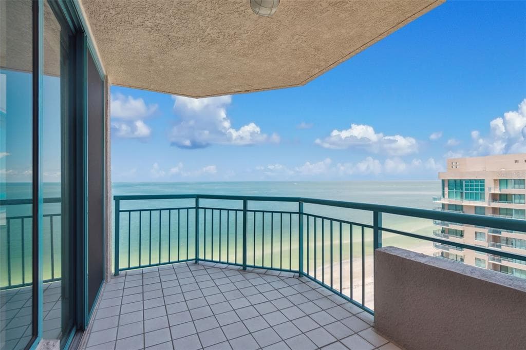 1540 GULF BOULEVARD UNIT 2005