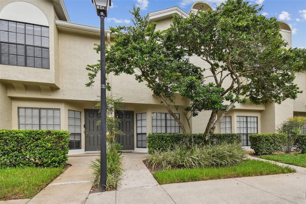 5100 BURCHETTE ROAD UNIT 1804 TAMPA, FL 33647
