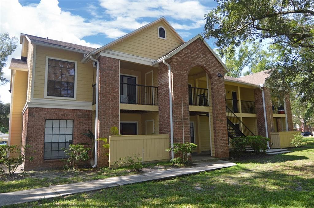 8648 MALLARD RESERVE DRIVE UNIT 103 TAMPA, FL 33614