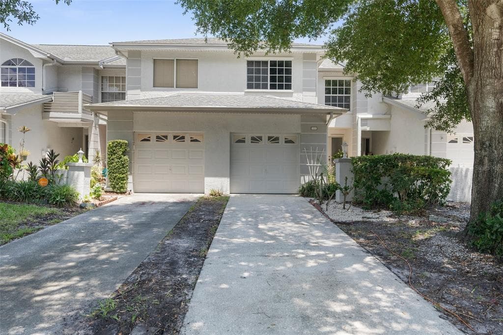 2528 STONY BROOK LANE