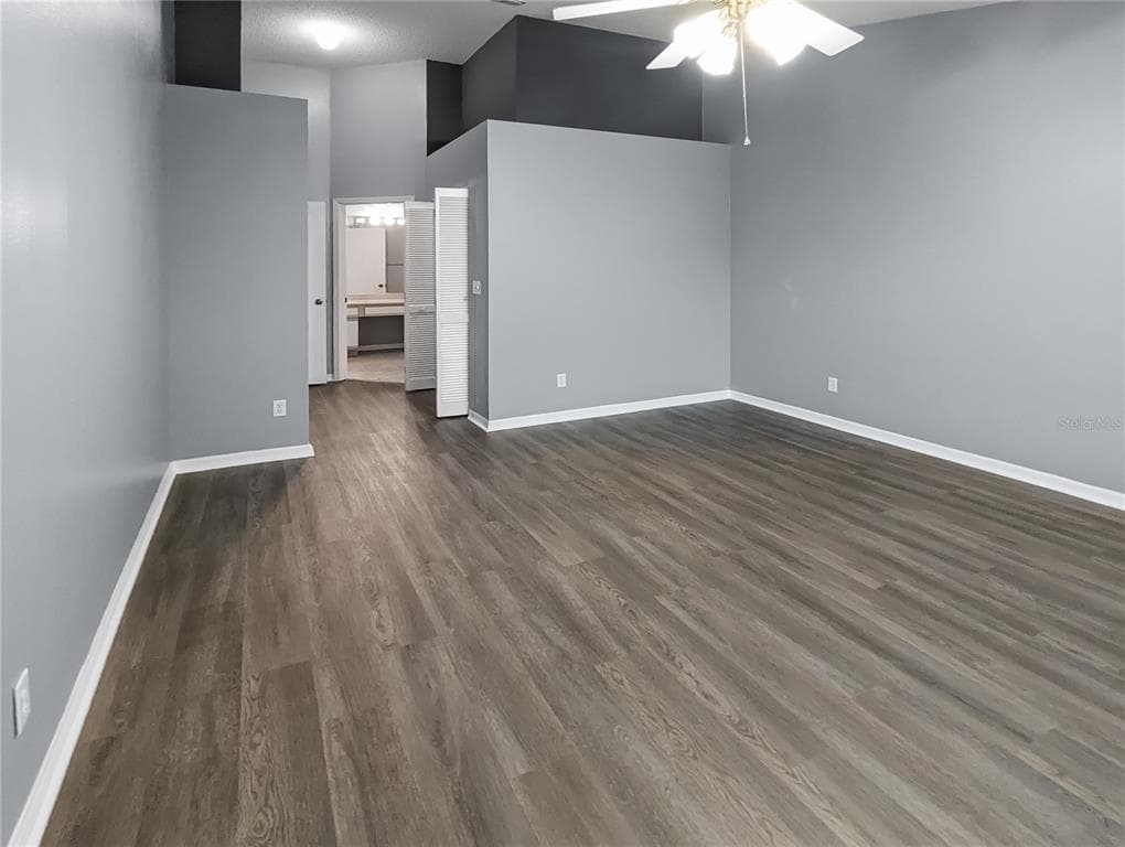 801 MANCHESTER WOODS DRIVE UNIT 38 SUN CITY CENTER, FL 33573