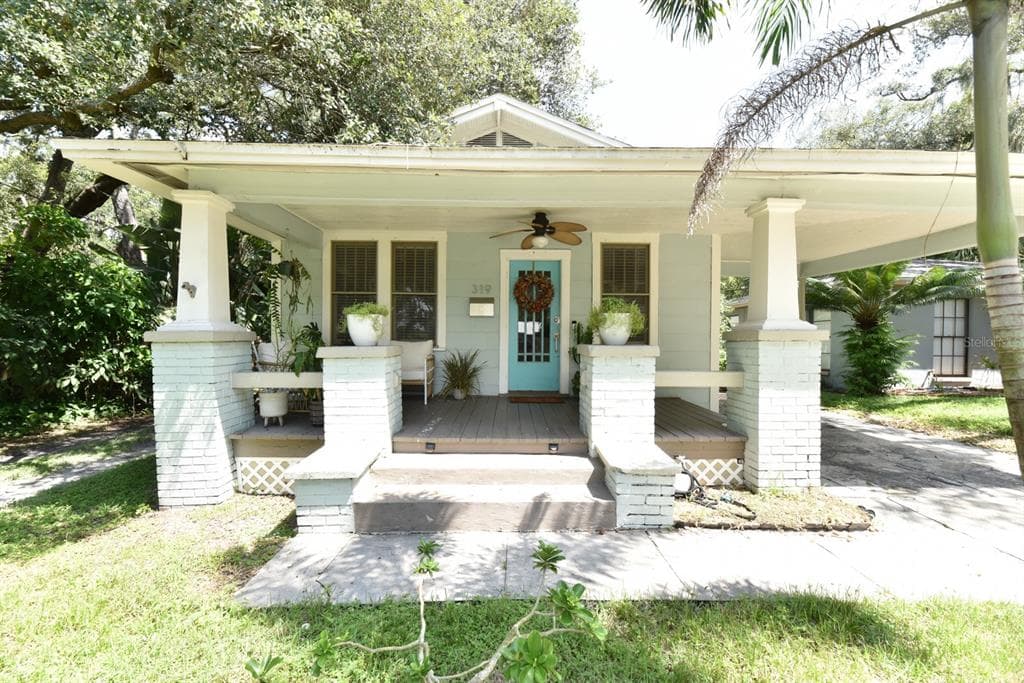 319 W COMANCHE AVENUE TAMPA, FL 33604