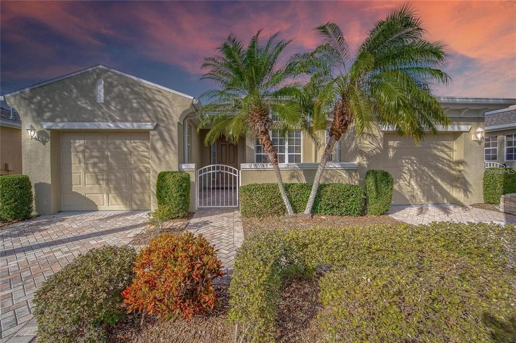 2423 KENSINGTON GREENS DRIVE UNIT 85