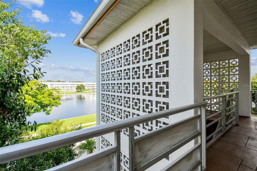 6015 19TH ST N UNIT 317 ST PETERSBURG, FL 33714