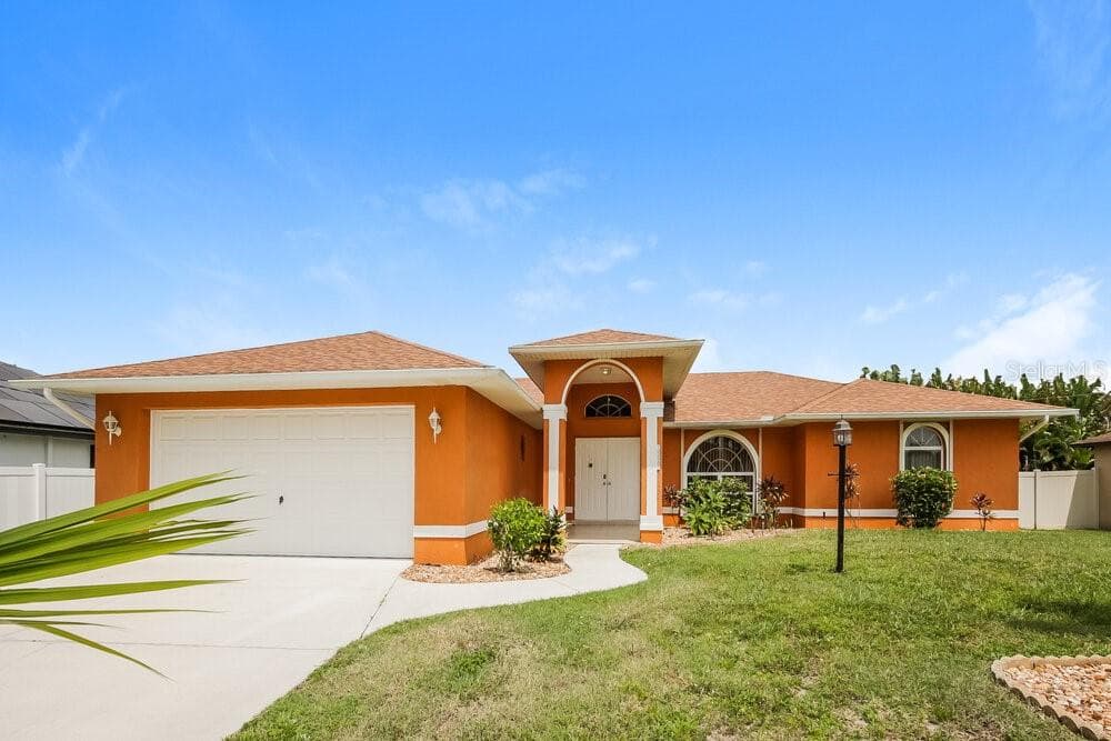 1227 SE 2ND PLACE CAPE CORAL, FL 33990