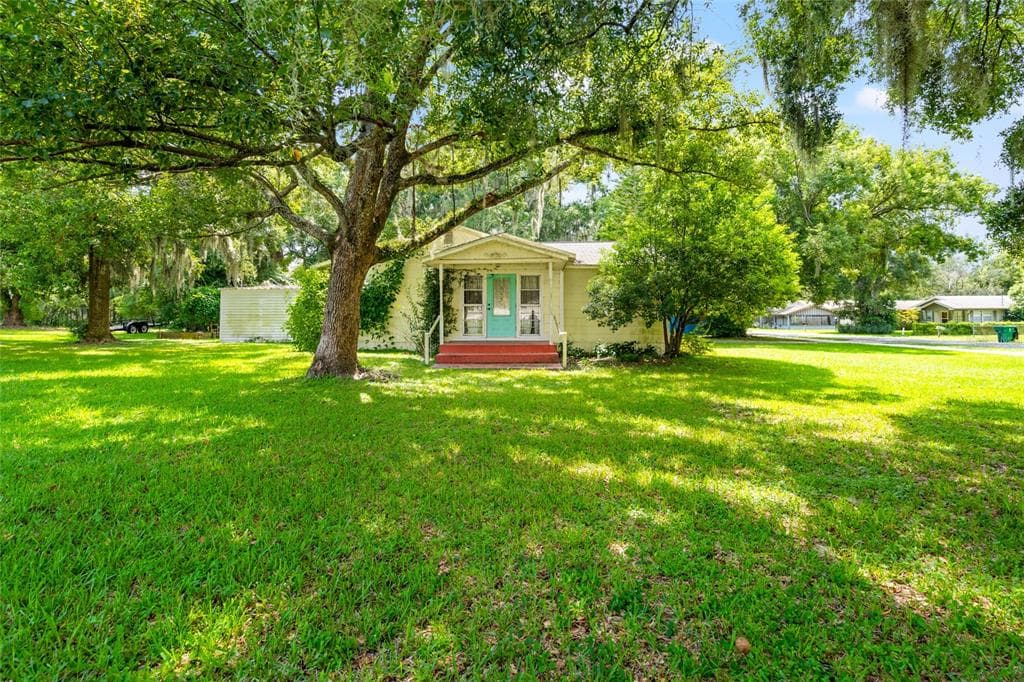5453 6TH STREET ZEPHYRHILLS, FL 33542