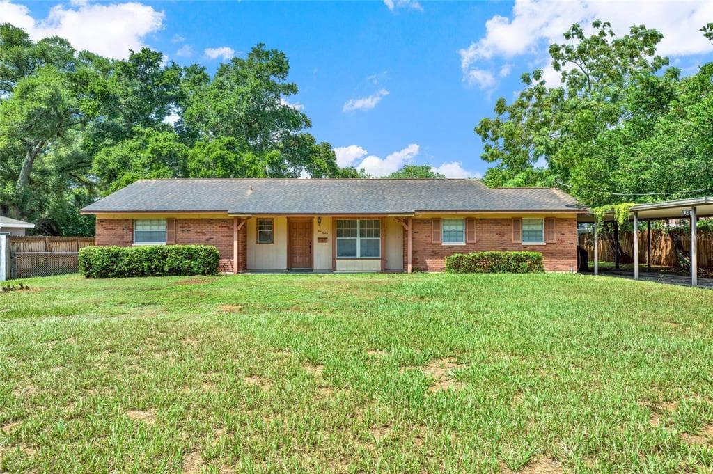 1012 N TAYLOR ROAD BRANDON, FL 33510