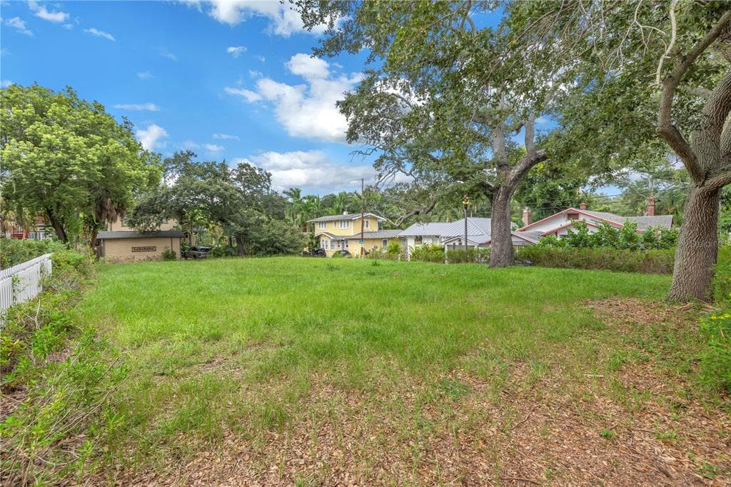 801 9TH AVENUE S ST PETERSBURG, FL 33701