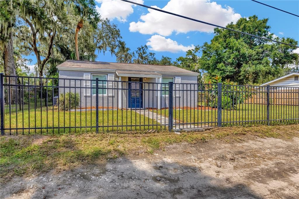 10722 WHITT ROAD RIVERVIEW, FL 33569