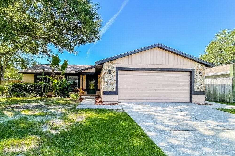 662 TIMBER BAY CIRCLE W OLDSMAR, FL 34677