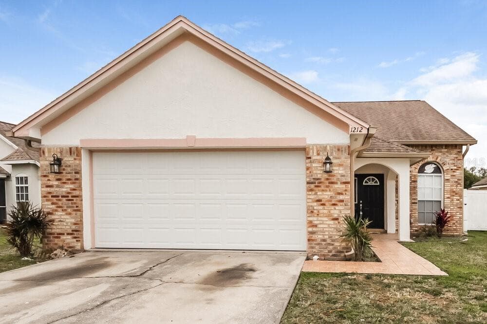 1212 ABBERTON DRIVE ORLANDO, FL 32837