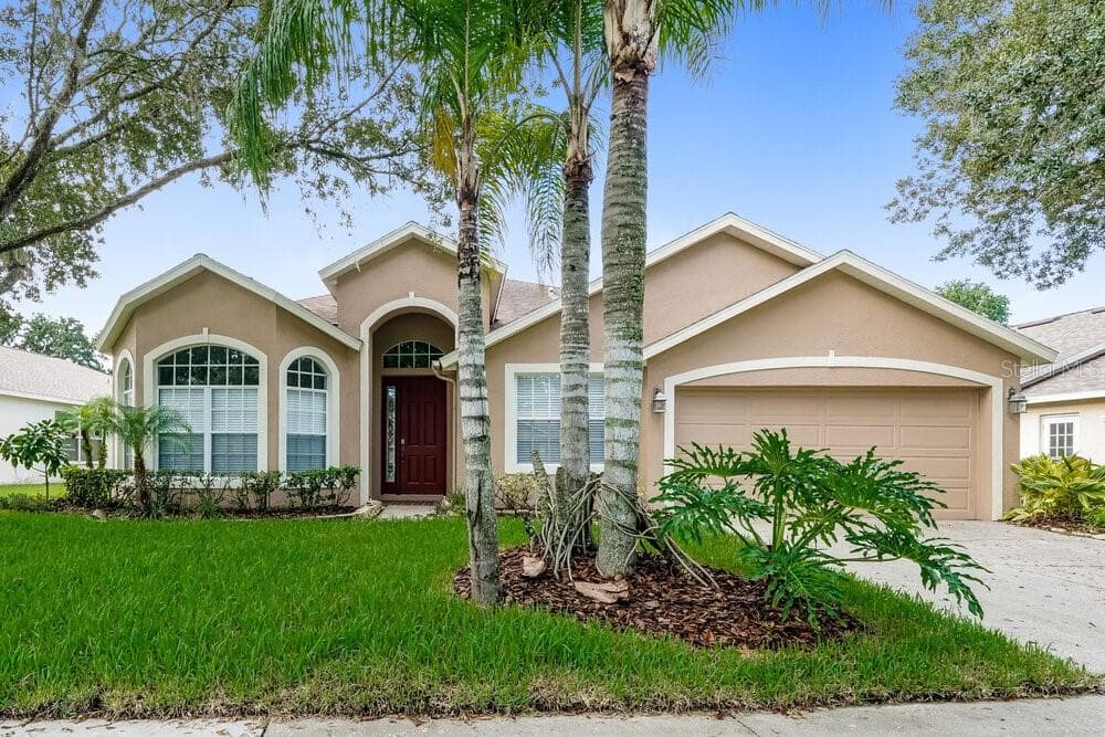 8519 PARROTS LANDING DRIVE TAMPA, FL 33647