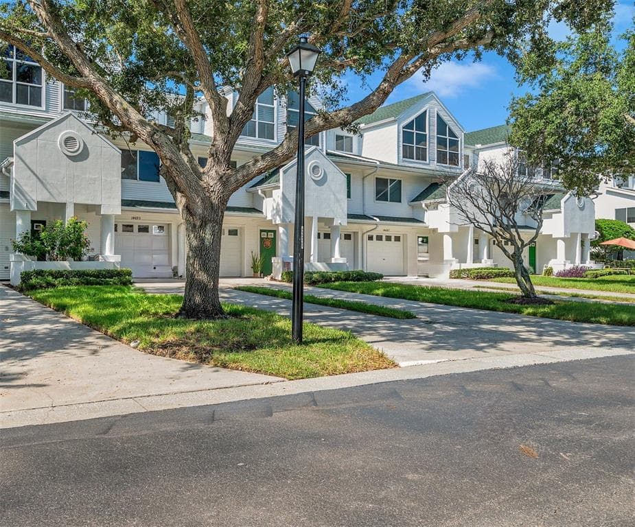 14693 SEMINOLE TRAIL SEMINOLE, FL 33776