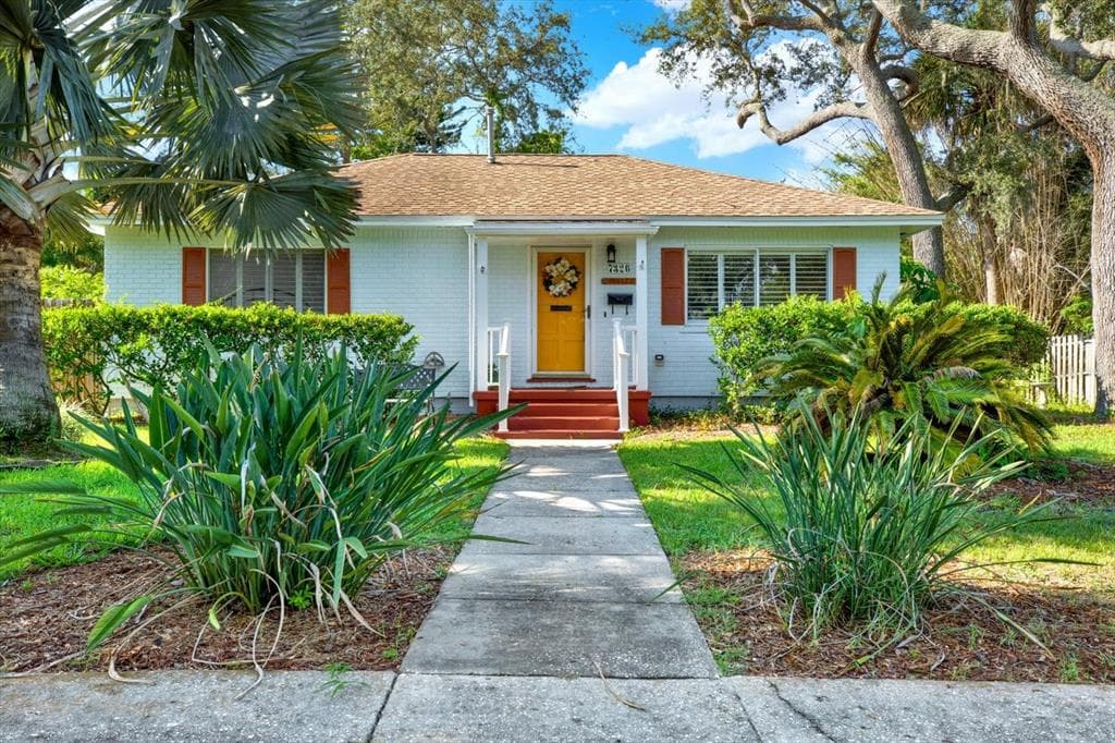 7326 2ND AVENUE N ST PETERSBURG, FL 33710