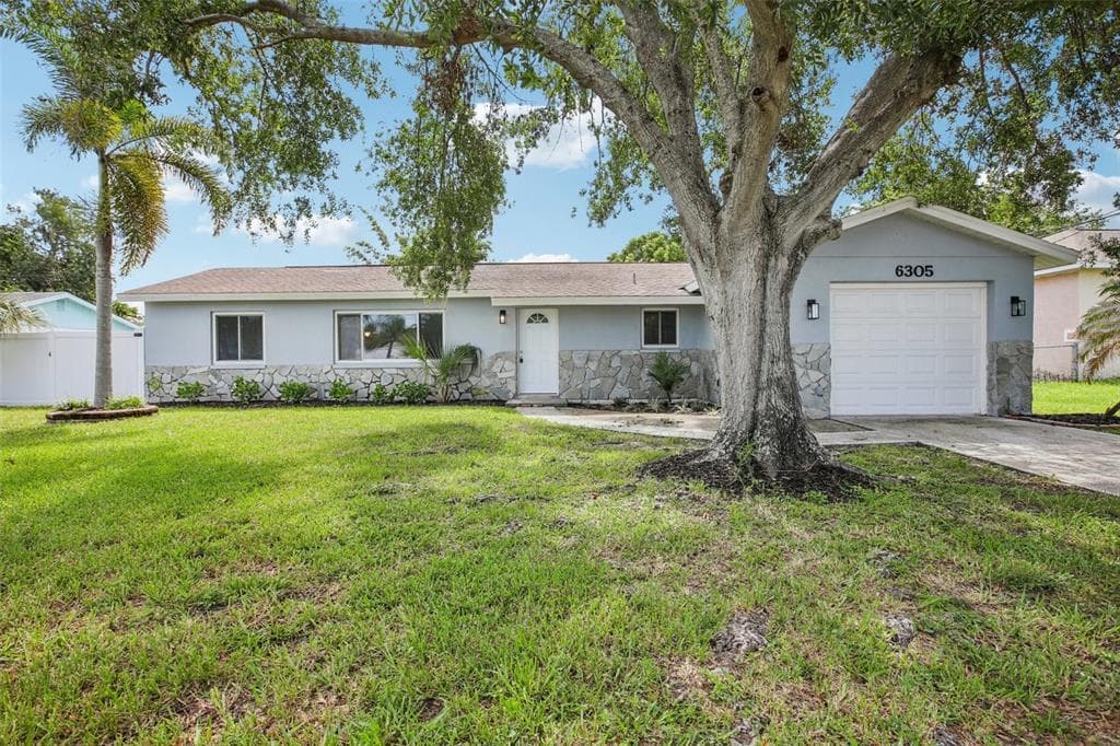 6305 FLAMINGO DRIVE APOLLO BEACH, FL 33572