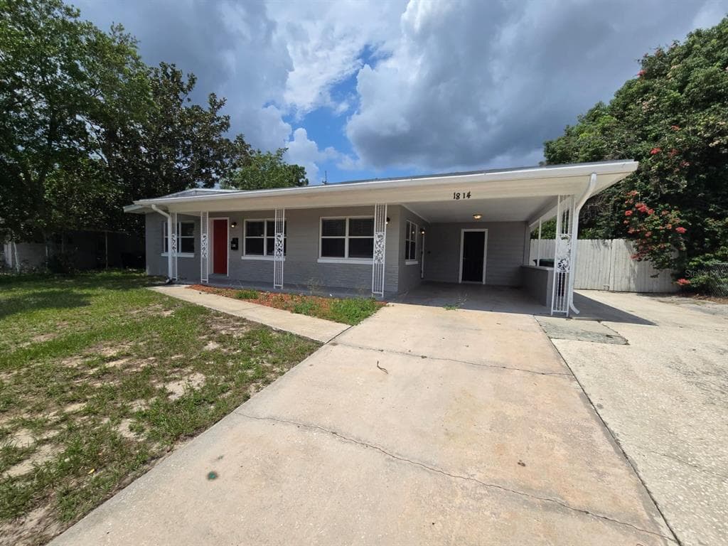 1814 N POWERS DRIVE ORLANDO, FL 32818