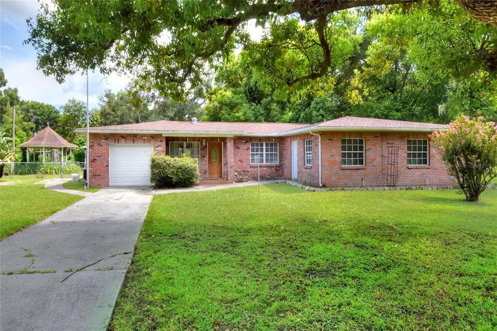 731 E LUMSDEN ROAD BRANDON, FL 33511