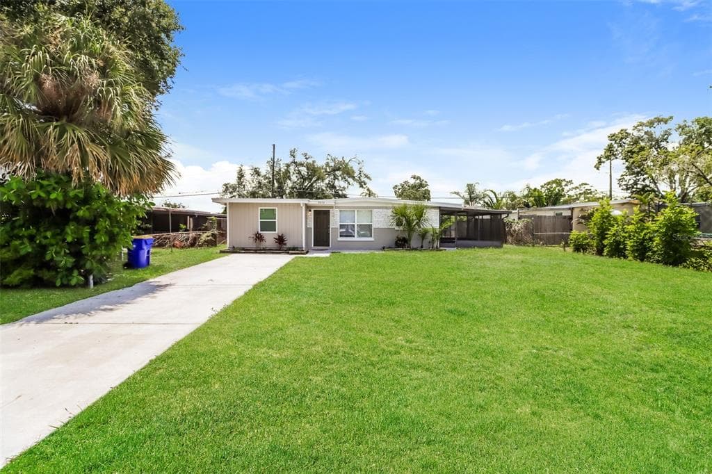 9073 SUNCREST BOULEVARD SEMINOLE, FL 33777