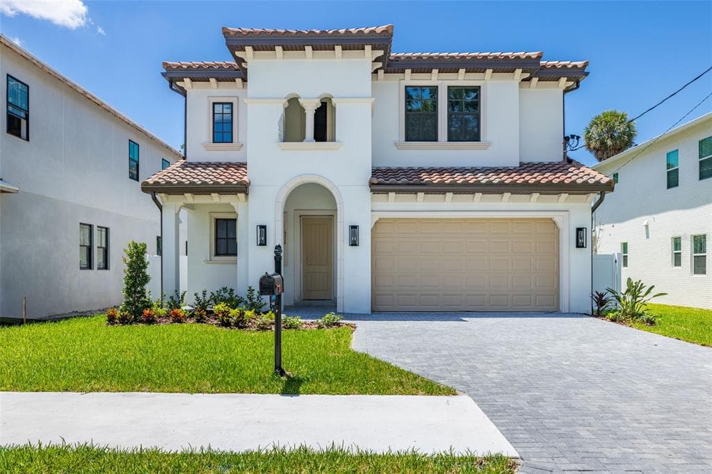 320 W PARK AVENUE TAMPA, FL 33602