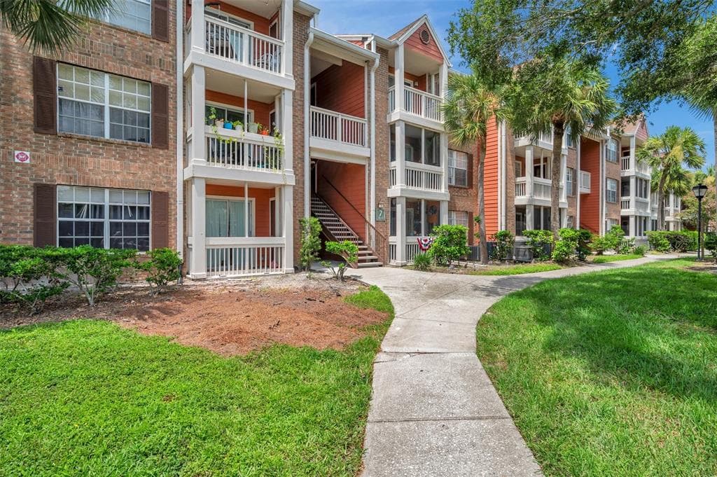 10200 GANDY BOULEVARD N UNIT 723 ST PETERSBURG, FL 33702