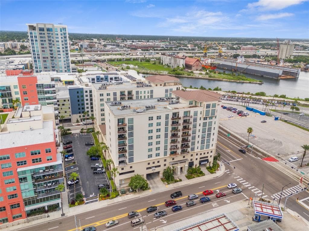 1238 E KENNEDY BOULEVARD UNIT 501 TAMPA, FL 33602