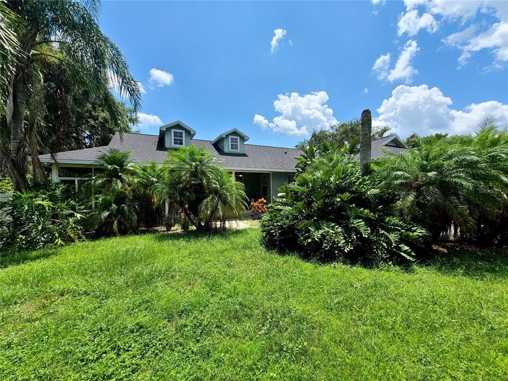 1211 CR 436 LAKE PANASOFFKEE, FL 33538