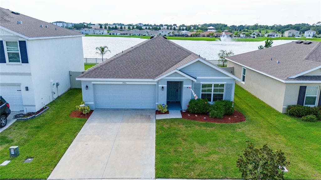 7905 BROAD POINTE DRIVE ZEPHYRHILLS, FL 33540