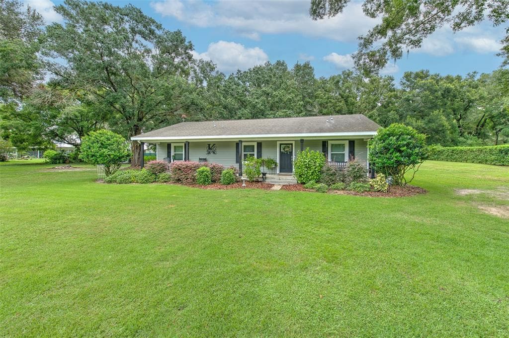 6734 FOUNDERS STREET ZEPHYRHILLS, FL 33542