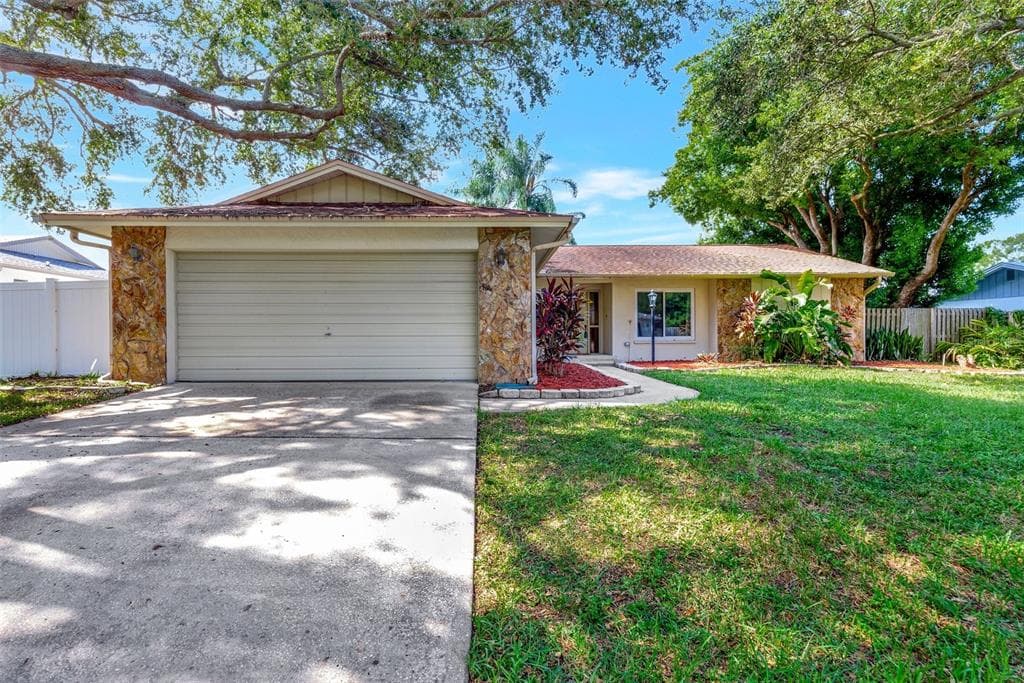 2057 INDIGO TERRACE DUNEDIN, FL 34698