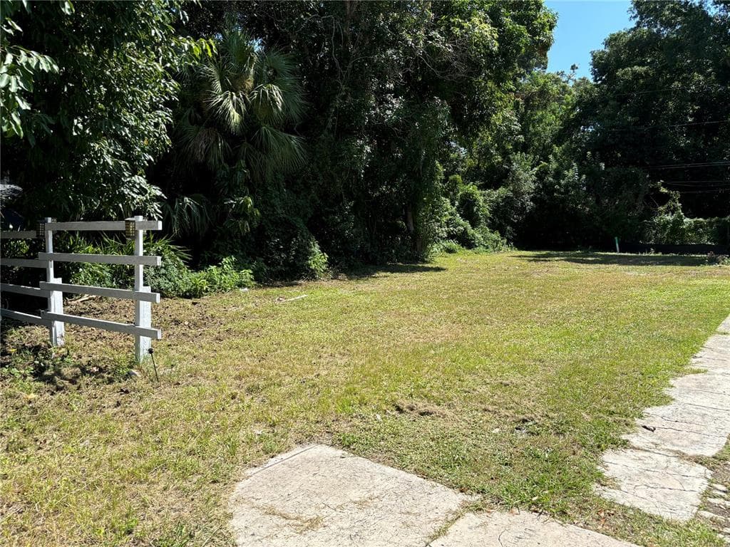 1836 24TH STREET S ST PETERSBURG, FL 33712