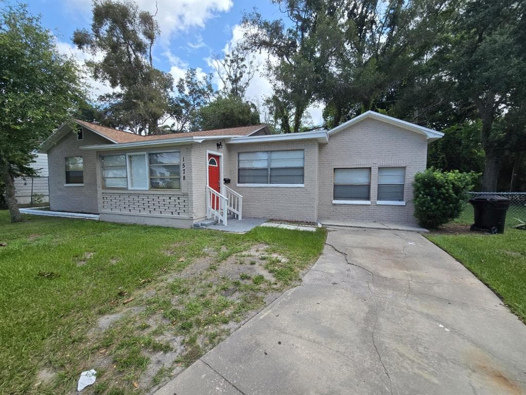 1578 15TH STREET S ST PETERSBURG, FL 33705