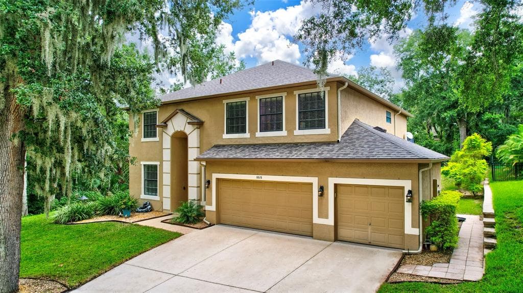 8828 ALAFIA COVE DRIVE