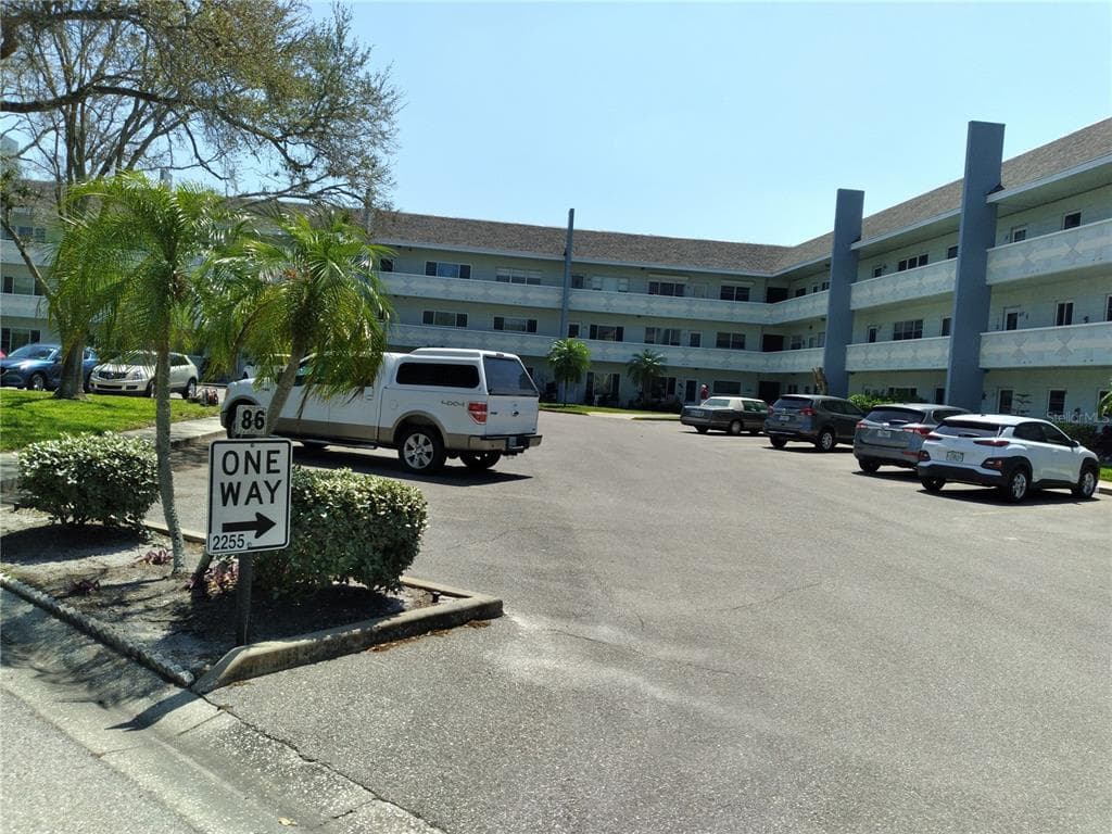 2255 PHILIPPINE DRIVE UNIT 51 CLEARWATER, FL 33763