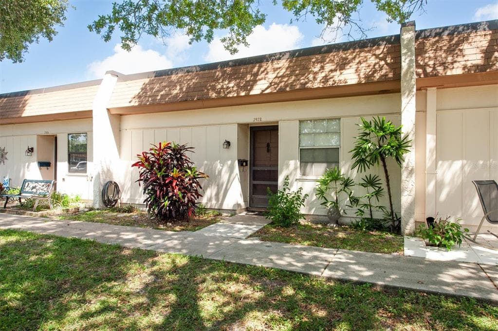 2928 FEATHER DRIVE CLEARWATER, FL 33759