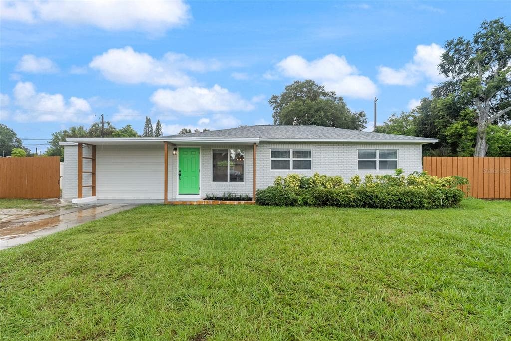 6831 13TH STREET N ST PETERSBURG, FL 33702