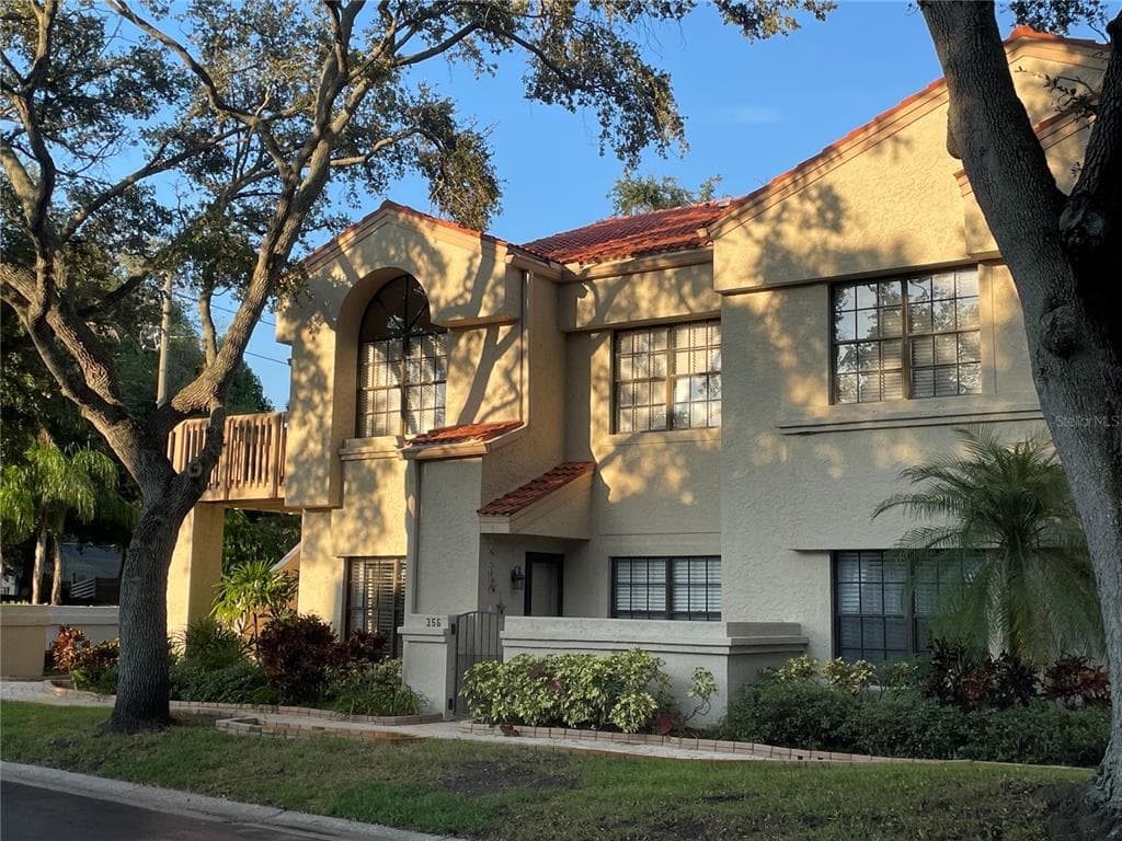 356 LOS PRADOS DR SAFETY HARBOR, FL 34695