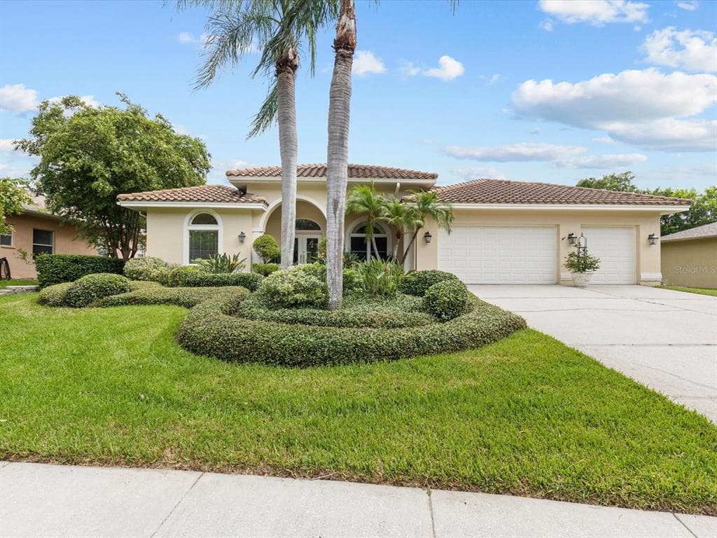 1973 DUNLOE CIRCLE DUNEDIN, FL 34698
