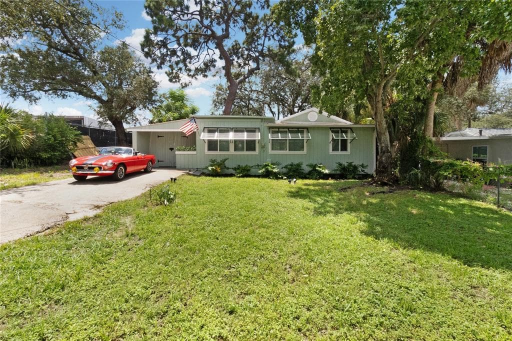 203 ANCLOTE ROAD TARPON SPRINGS, FL 34689
