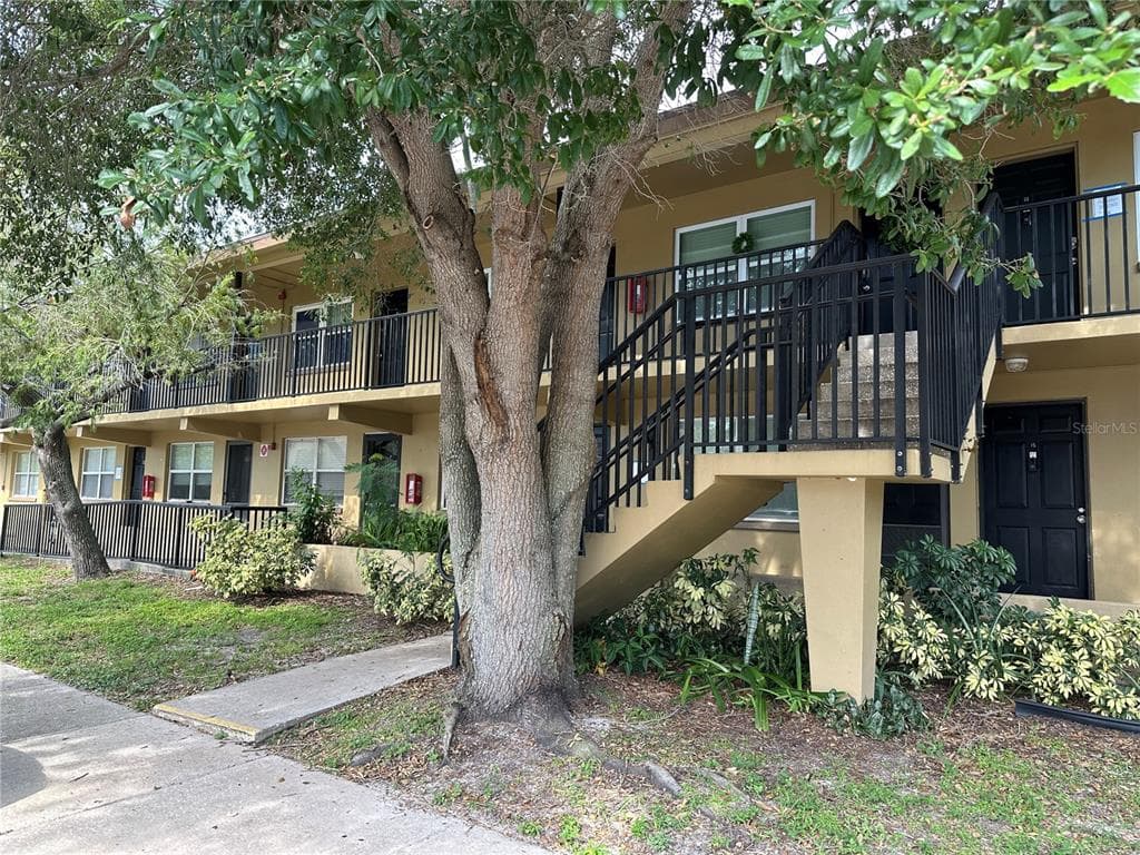 2500 HARN BOULEVARD UNIT F27 CLEARWATER, FL 33764