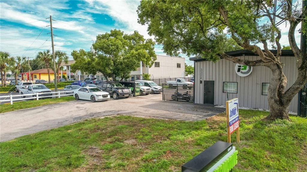 3324 GRAND BOULEVARD HOLIDAY, FL 34690