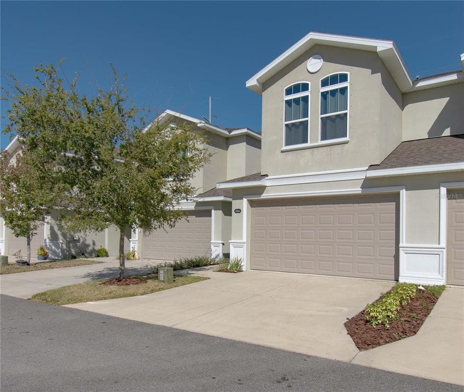 2262 MONTVIEW DR CLEARWATER, FL 33763
