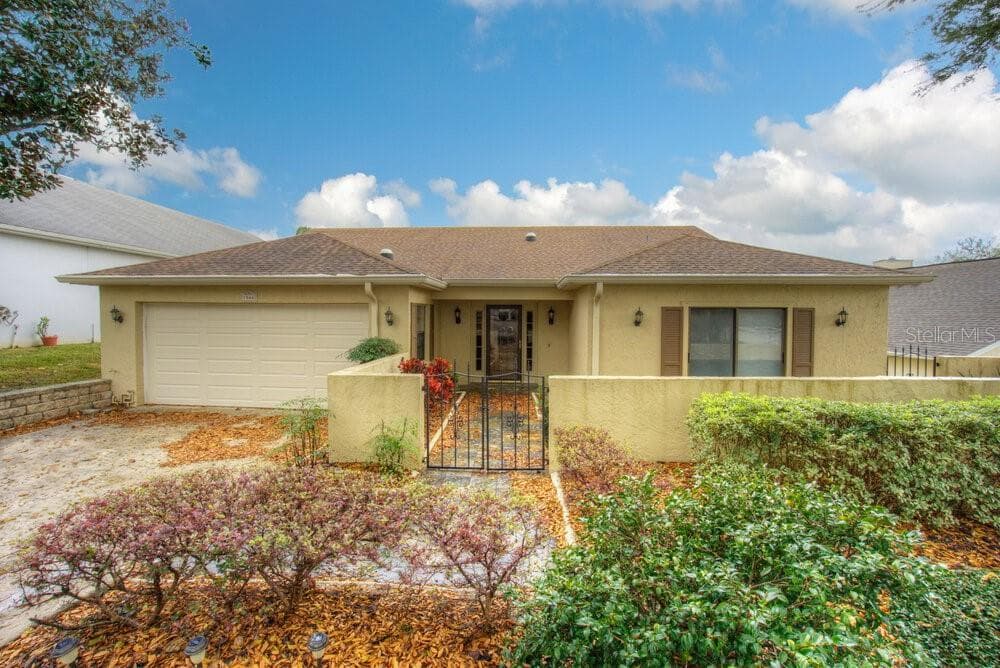 1566 GOLFSIDE VILLAGE BOULEVARD APOPKA, FL 32712