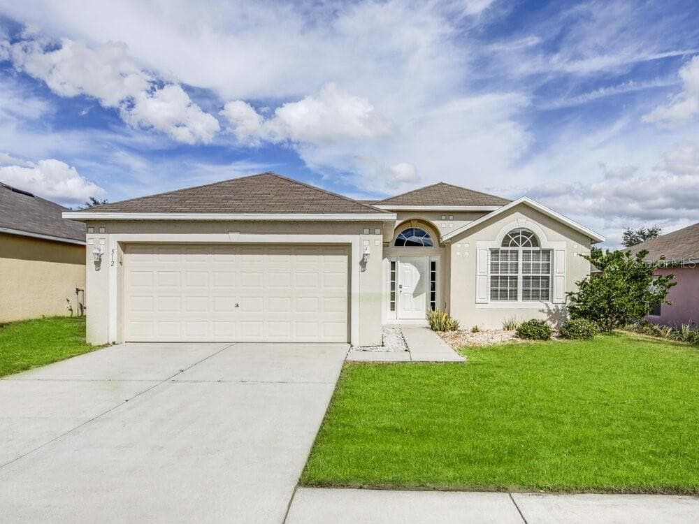 512 RONSHELLE AVENUE HAINES CITY, FL 33844