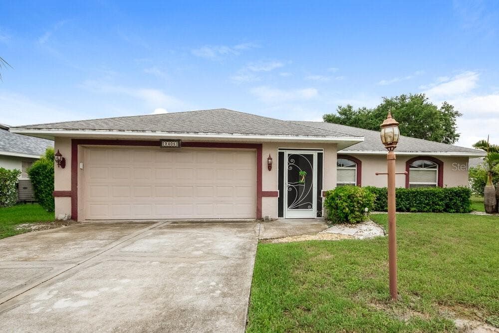 2405 50TH DRIVE E BRADENTON, FL 34203