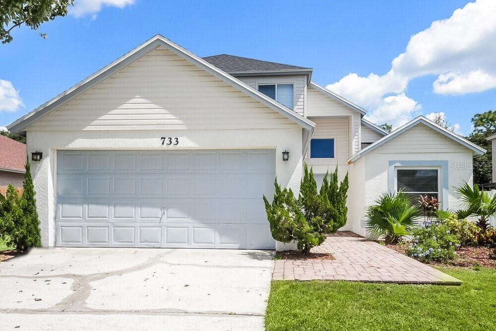 733 POND PINE COURT ORLANDO, FL 32825