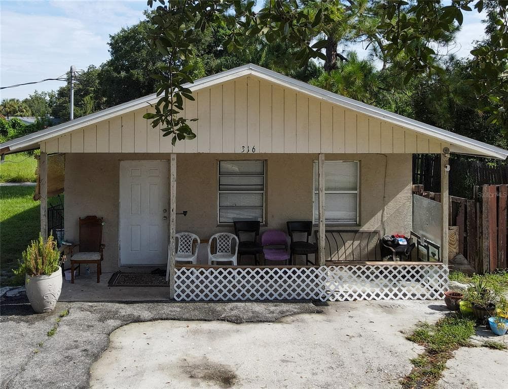 316 19TH STREET E PALMETTO, FL 34221