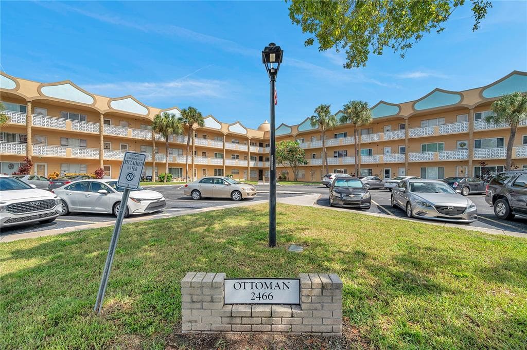 2466 ECUADORIAN WAY UNIT 26 CLEARWATER, FL 33763