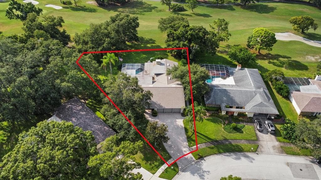 2800 MEADOW HILL DRIVE N CLEARWATER, FL 33761