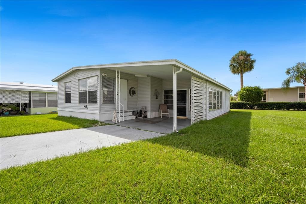 36652 BETH AVENUE ZEPHYRHILLS, FL 33542